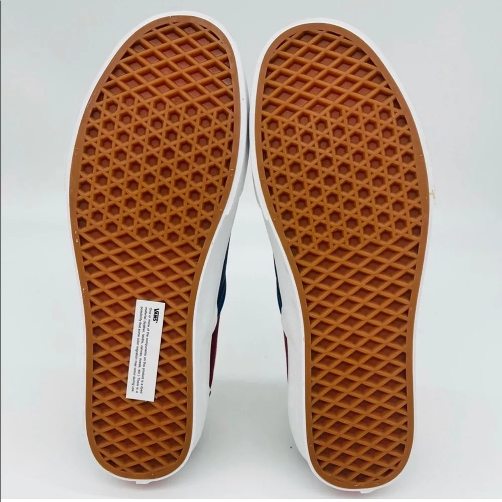 Authentic, classic, slip-on vans. - Picture 4 of 5